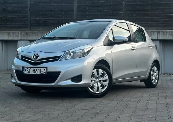 mazowieckie Toyota Yaris cena 34222 przebieg: 63000, rok produkcji 2011 z Sochaczew